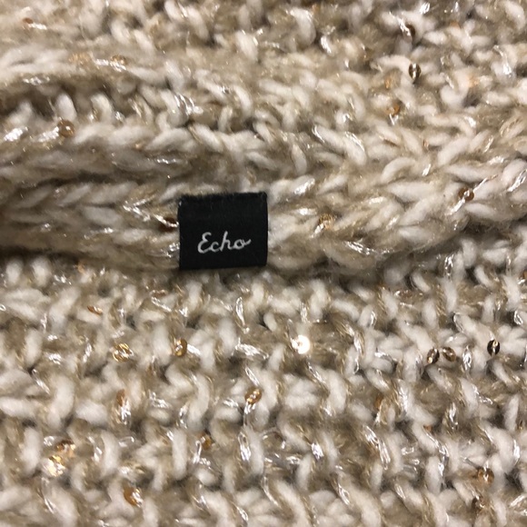 🎃4/20🎃Echo knit scarf gold glittery worm - Picture 5 of 6